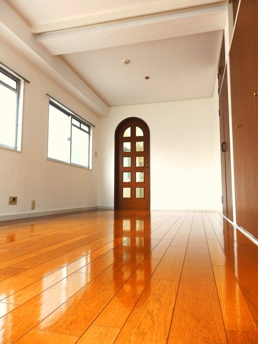 川崎マンションの物件内観写真