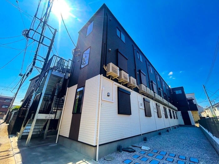 ルミエール大和２４の物件外観写真