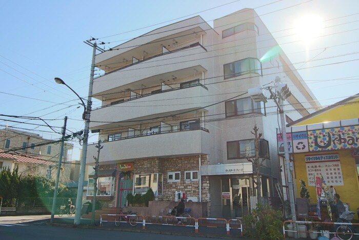 ヴィスターラティーズの物件外観写真