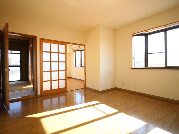 ヴィスターラティーズの物件内観写真