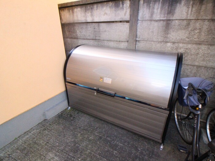 シャトウ中野アネックスの物件外観写真