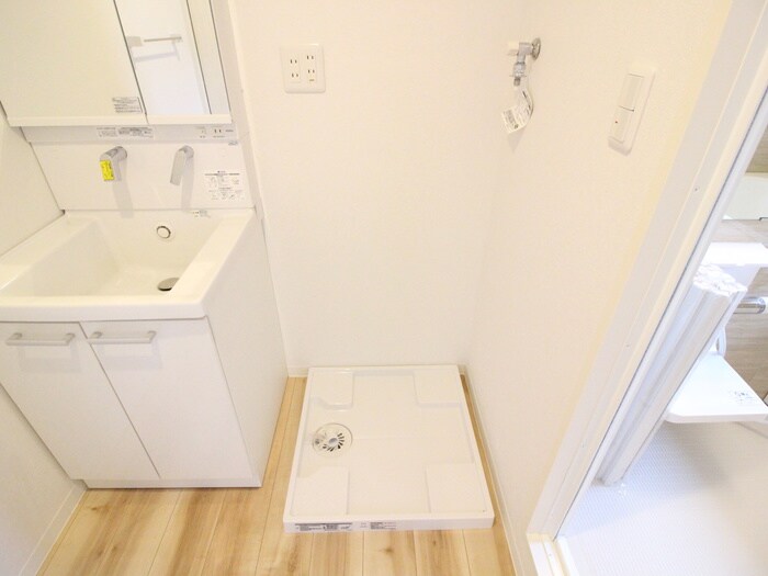 シャトウ中野アネックスの物件内観写真