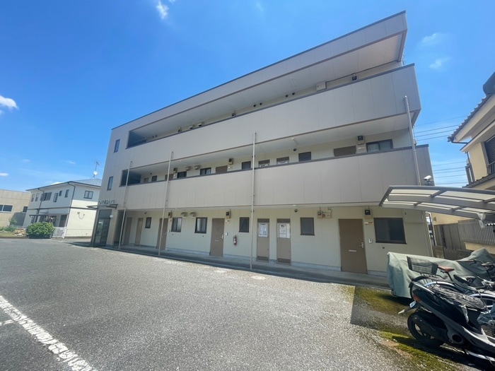 イソマ第２ハイツの物件外観写真