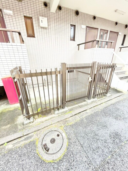 Ｍ．Ｙフラット宮堀の物件外観写真