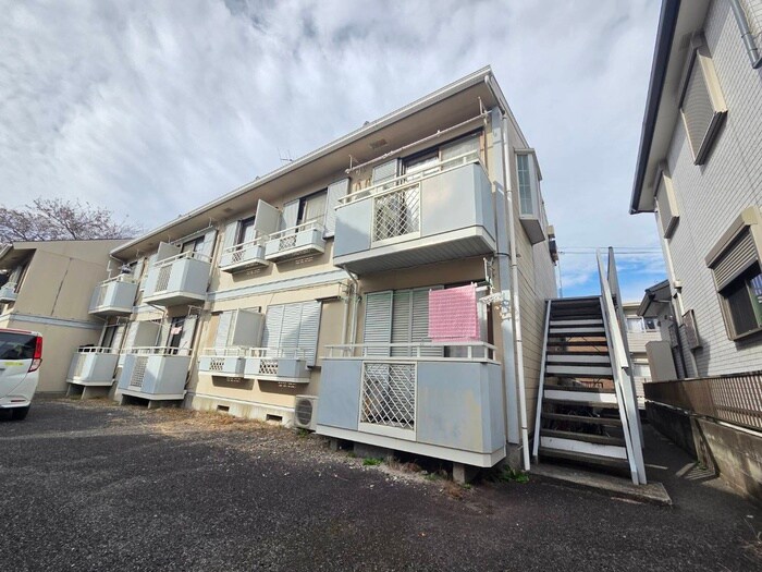 グランデュール緑ヶ丘の物件外観写真