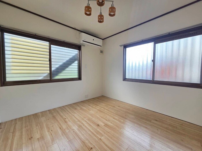 グランデュール緑ヶ丘の物件内観写真