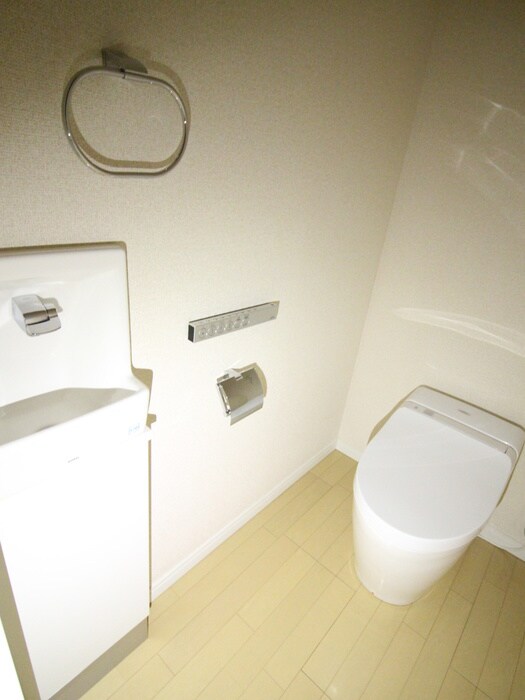 ＡＸＩＳ桜木町の物件内観写真