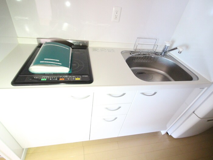 ＡＸＩＳ桜木町の物件内観写真