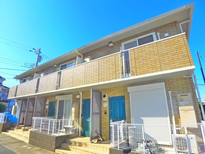 センターハウスＢ棟の物件外観写真