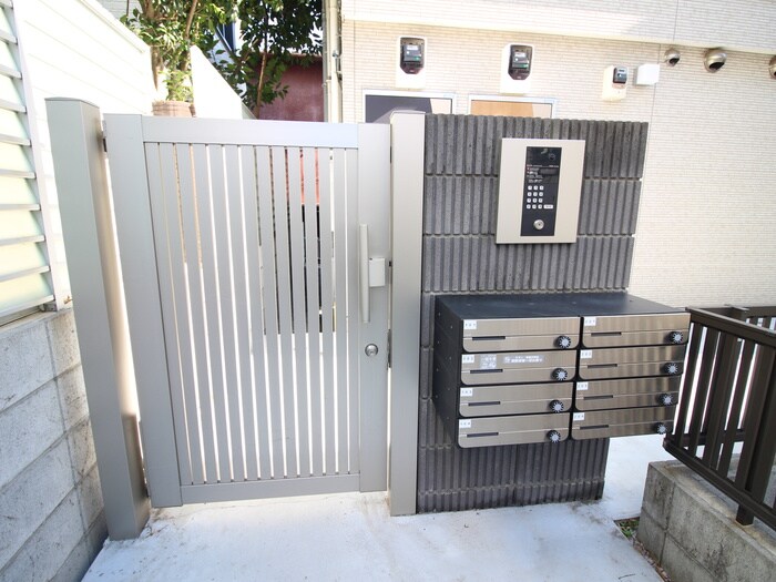 アイコート笹塚の物件外観写真