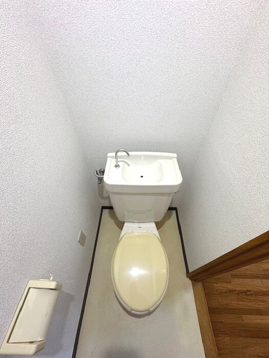 エステ－トドミ－ルの物件内観写真