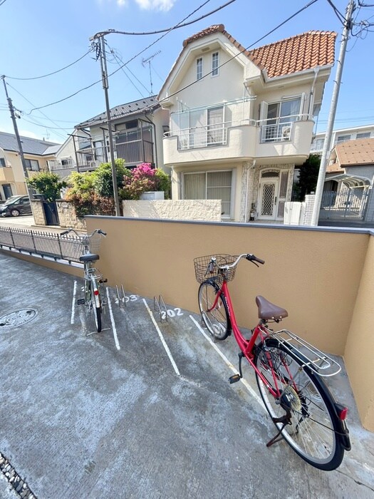 ヴィラ若草の物件外観写真