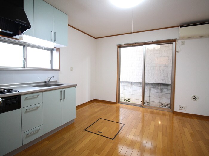 サンボナ－ルの物件内観写真