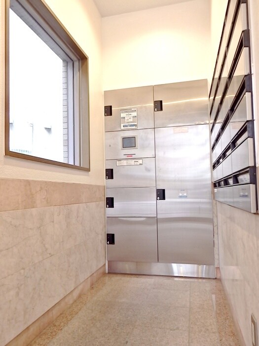 カルチェ恵比寿の物件外観写真