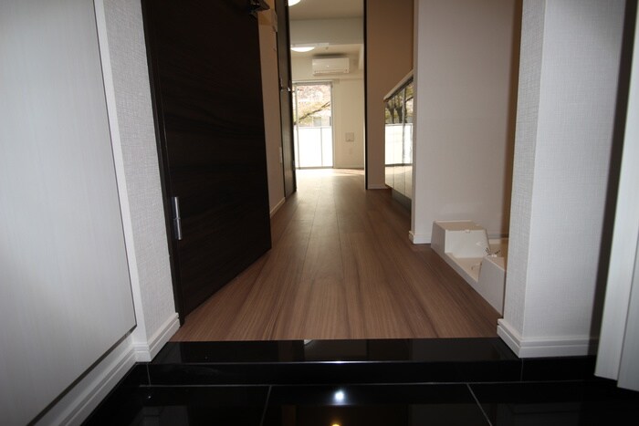 ラティエラ滝野川の物件内観写真