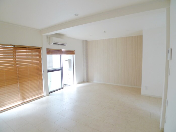 ジャスパーの物件内観写真