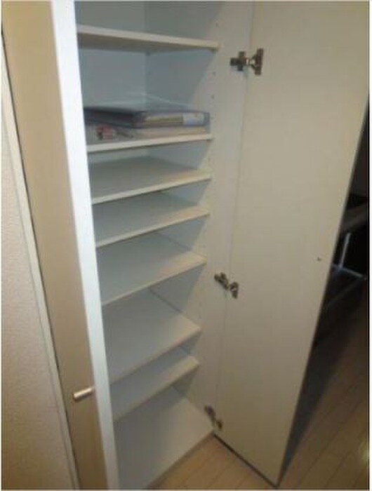 コンフォリア下北沢の物件内観写真