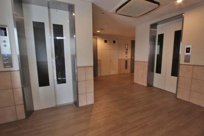 コンフォリア下北沢の物件内観写真