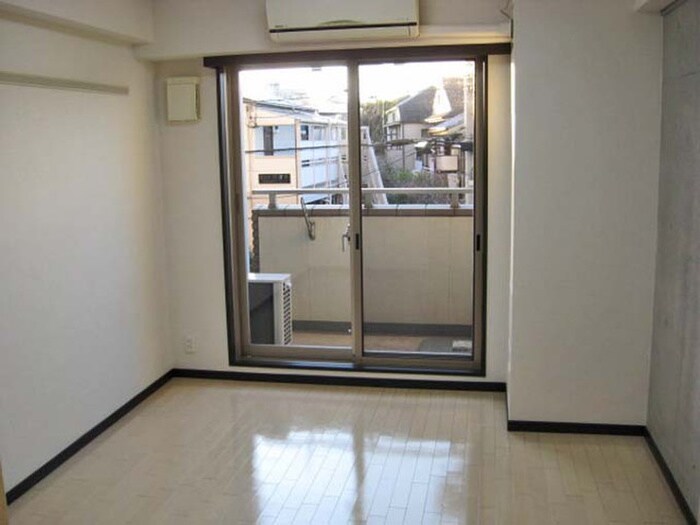 コンフォリア下北沢の物件内観写真