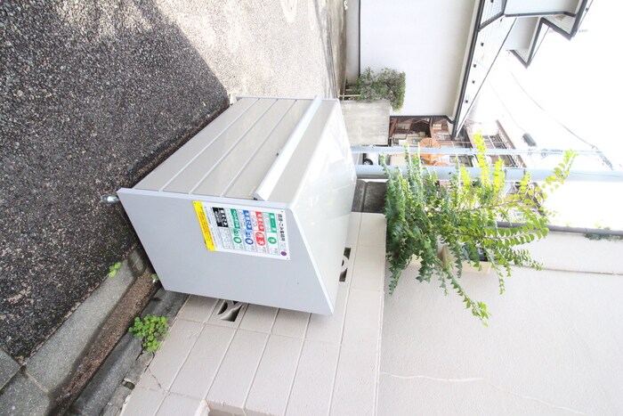 ドエルカルミアＢの物件外観写真