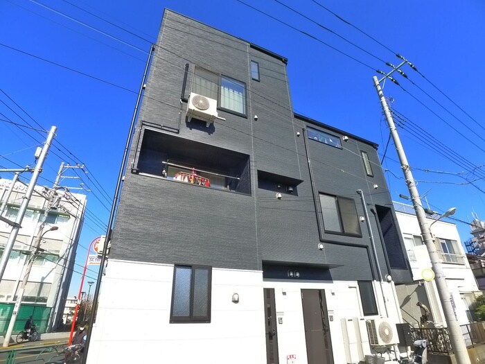 アロハビルの物件外観写真