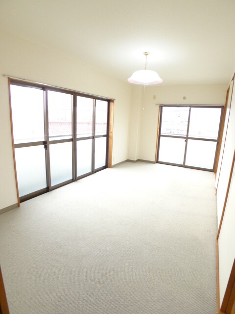 シルクハイツの物件内観写真