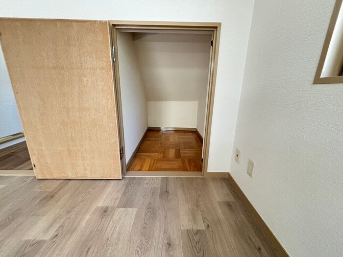 フォレストコ－トヤマグチの物件内観写真