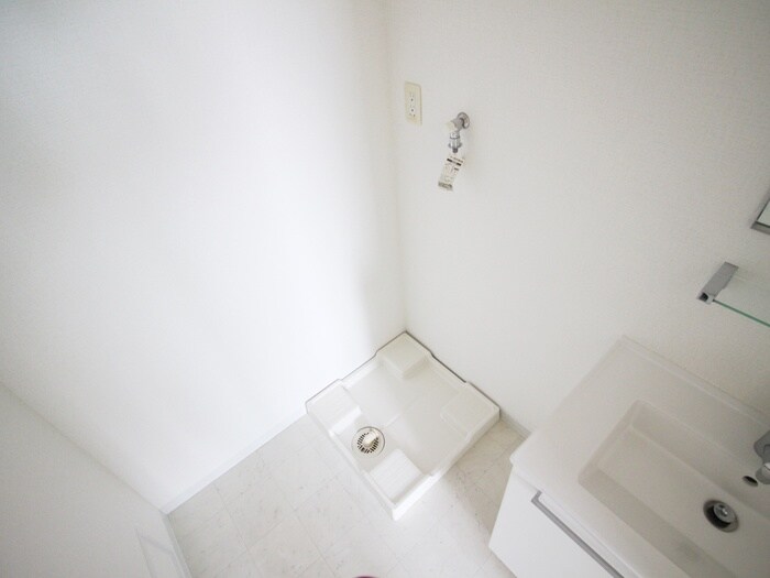 Vita Rose CQ Residence(701)の物件内観写真