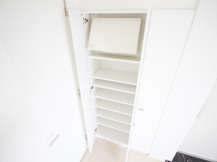 Vita Rose CQ Residence(701)の物件内観写真