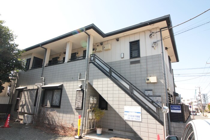 メゾンシャルムの物件外観写真