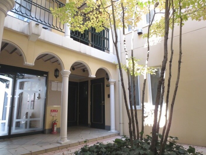 パティオ自由が丘の物件外観写真