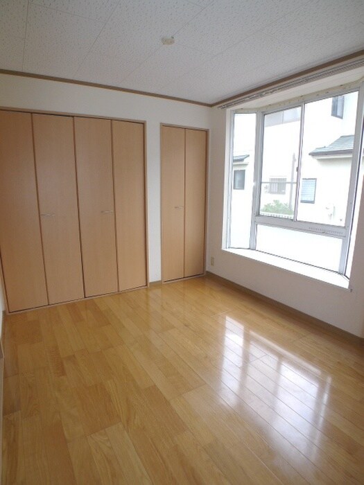 エメラルドハイツの物件内観写真