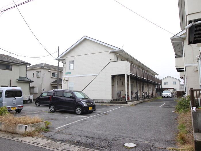 エメラルドハイツの物件外観写真