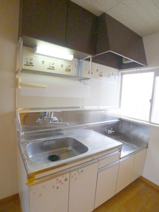 エメラルドハイツの物件内観写真