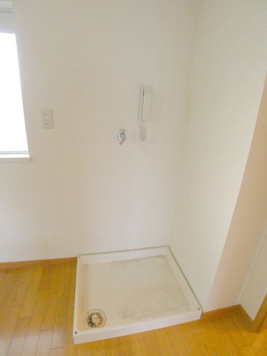 エメラルドハイツの物件内観写真