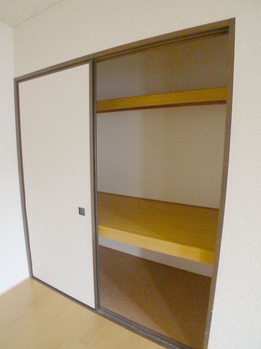 エメラルドハイツの物件内観写真