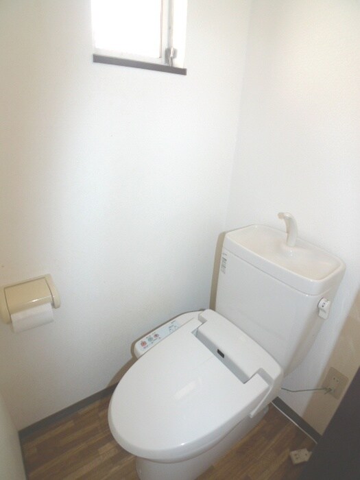 エメラルドハイツの物件内観写真