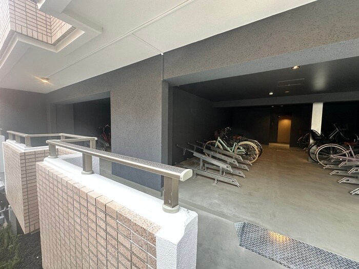 コンフォリア竹ノ塚イーストの物件外観写真