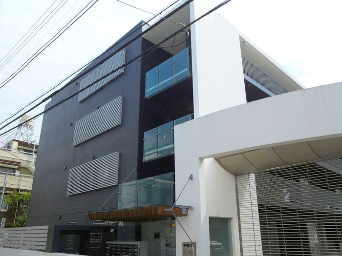 レジディア北新宿の物件外観写真