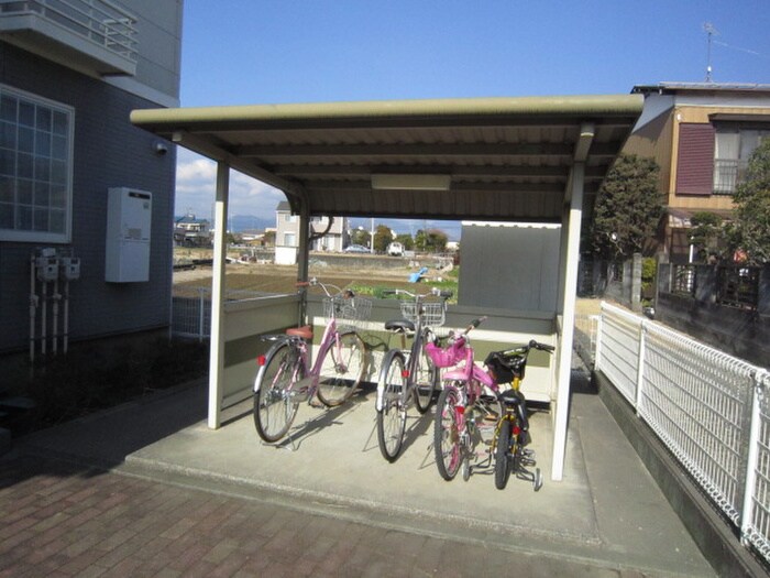 シャン・デ・ソレイユの物件外観写真