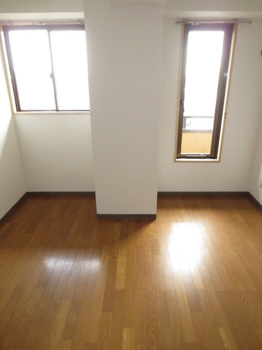 スカイコートイレブンの物件内観写真