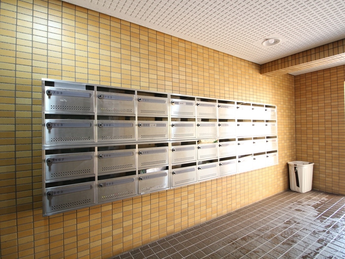 フルール三神三番館の物件外観写真