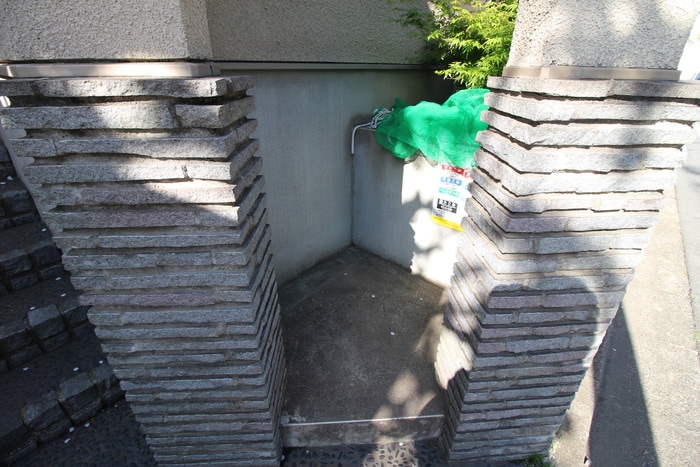 カ－サ北沢の物件外観写真