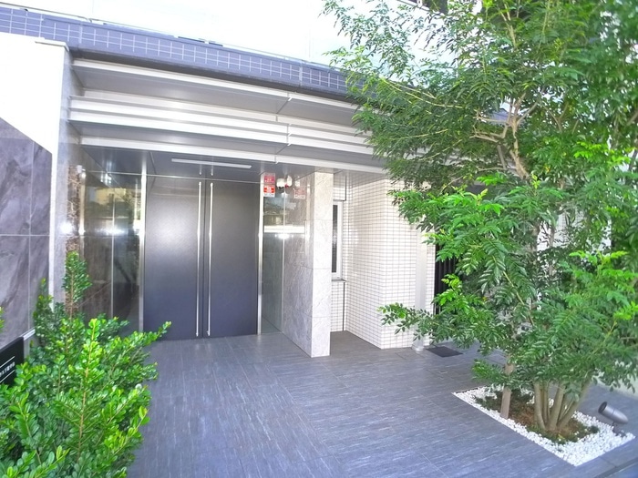 ラクラス下総中山の物件外観写真