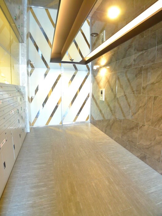 ラクラス下総中山の物件外観写真