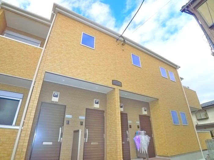 アムールトミーパレスⅢの物件外観写真