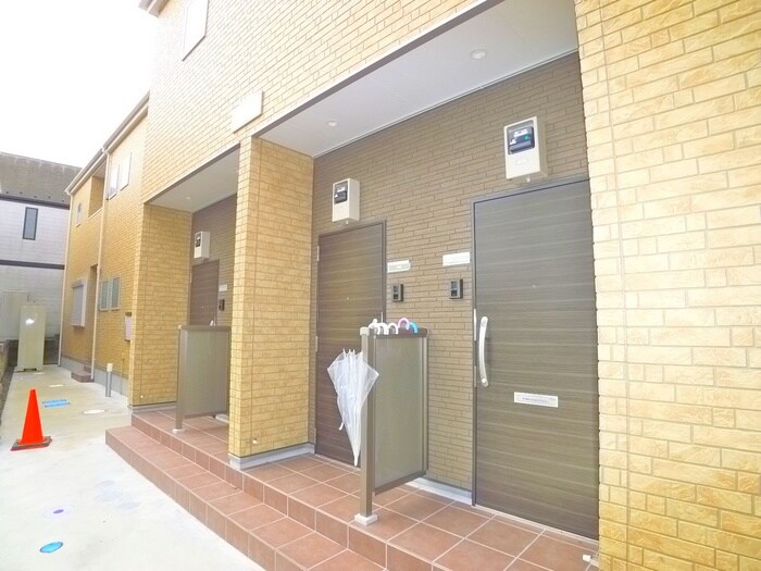 アムールトミーパレスⅢの物件外観写真