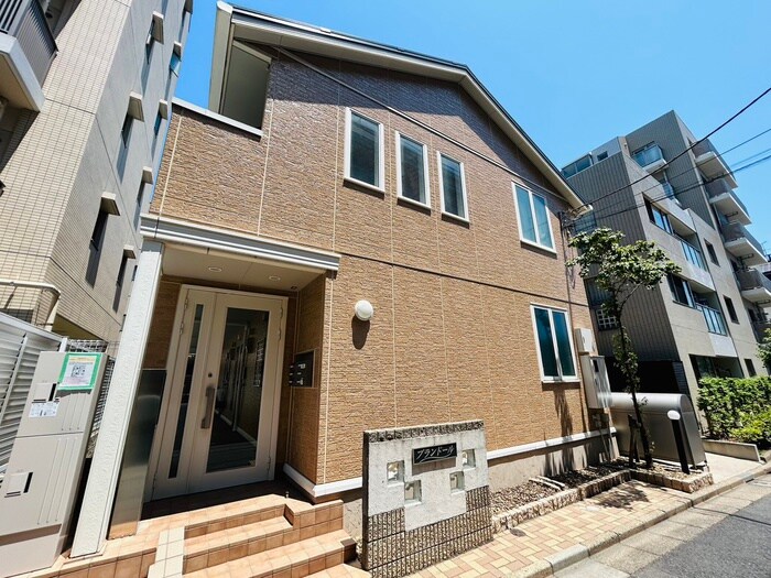 プランド－ルの物件外観写真