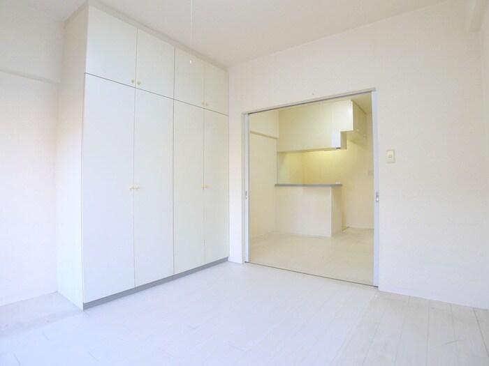 ユタカローズガーデンの物件内観写真