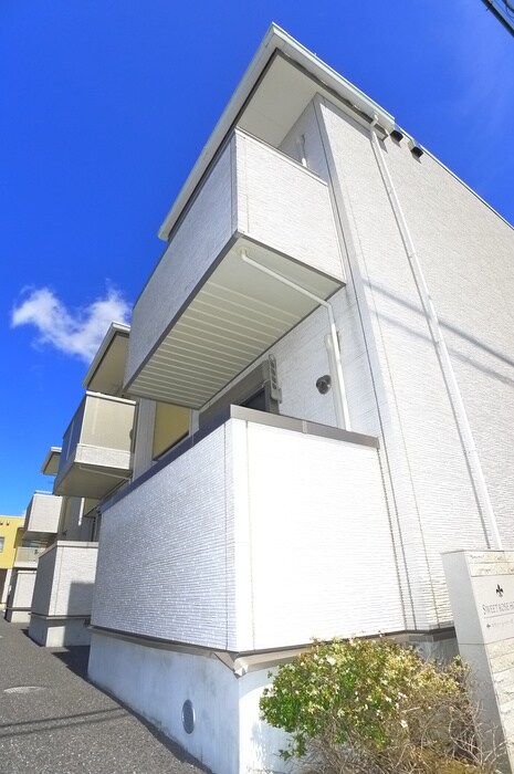 スウィート・ローズ・ハウスAの物件外観写真